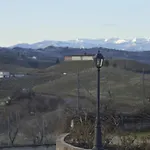 卡希纳拉巴罗特农庄酒店 * Diano dʼAlba