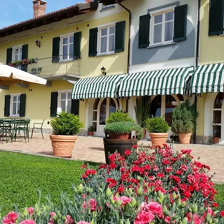 Cascina Rabalot Farm stay *